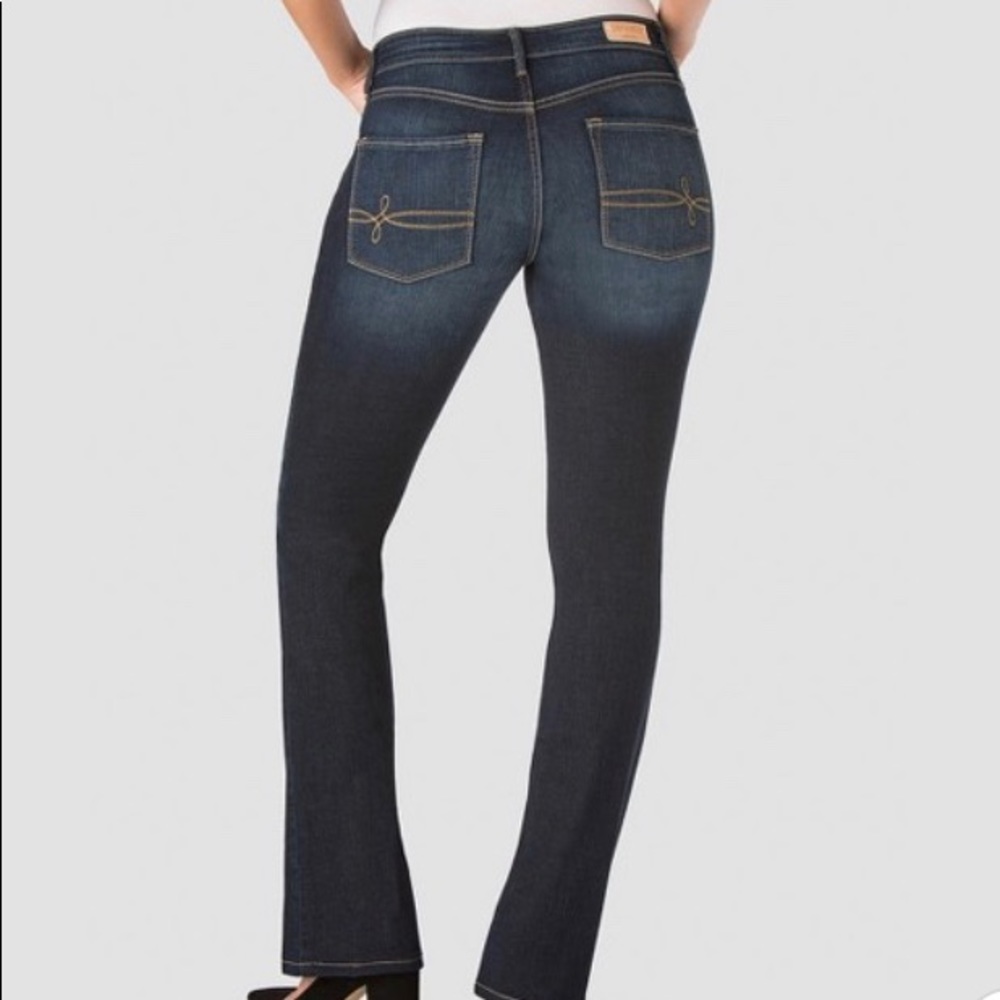 Levi Curve Super Stretch Modern Bootcut Jean - image 4